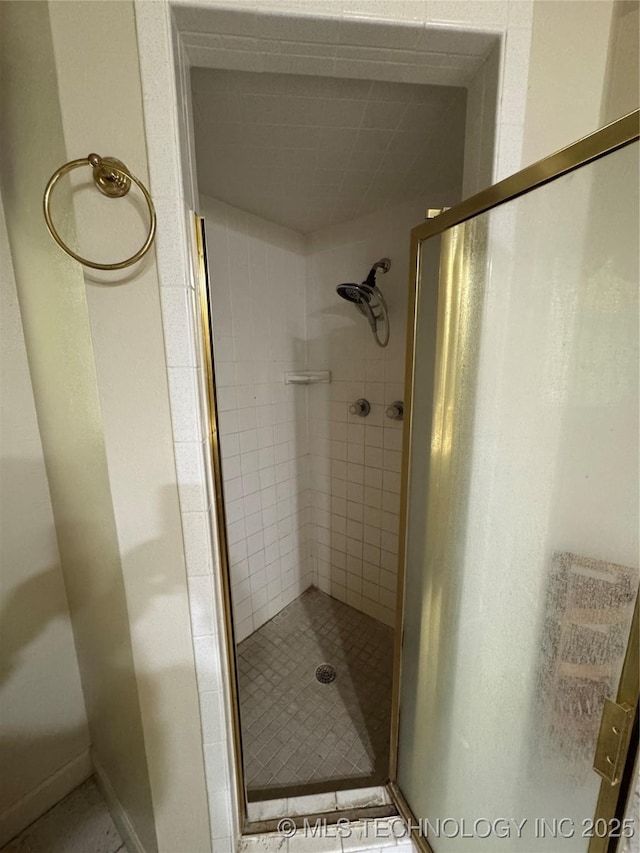 50 Fairway, Burneyville, OK 73430 - full bathroom featuring a shower stall