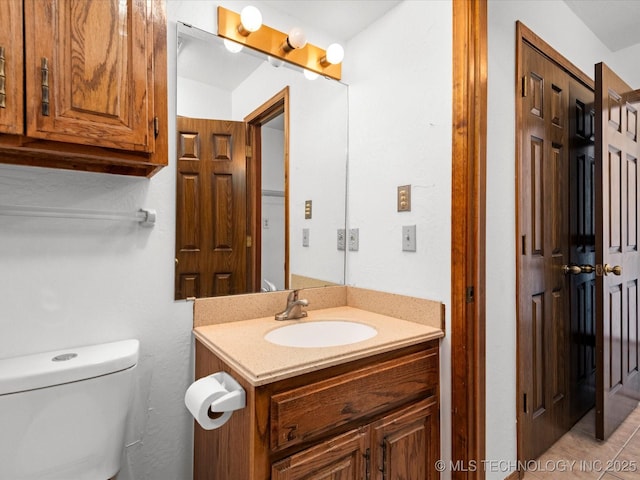 5217 Nowata Rd Unit C204, Bartlesville, OK 74006 - half bath with vanity and toilet