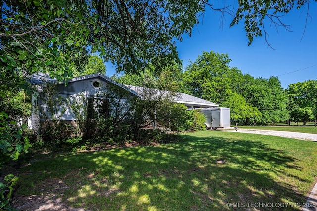 506 S 8th, Davis, OK 73030 - view of front of home with a front lawn