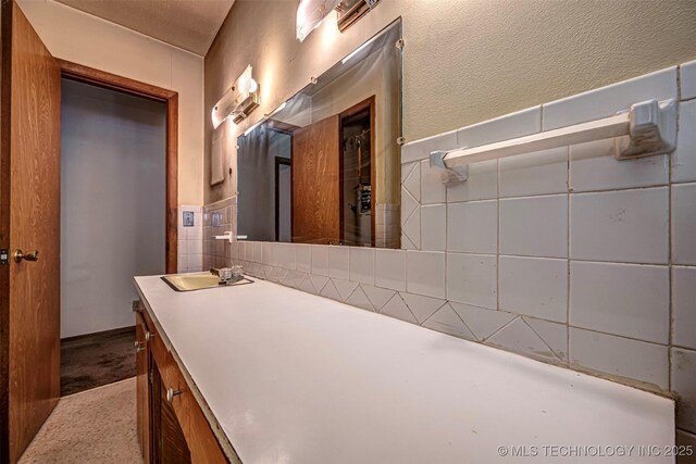 506 S 8th, Davis, OK 73030 - full bath featuring vanity and tile walls