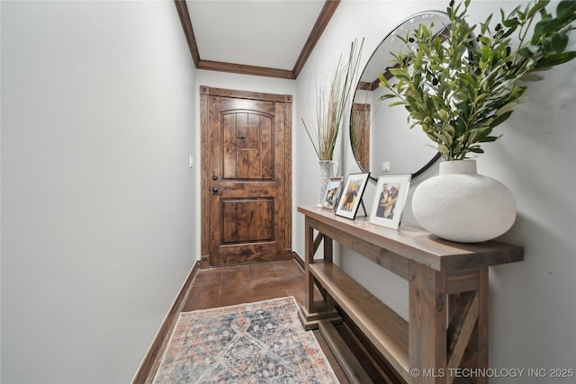 4341 E 56th Pl, Tulsa, OK 74135 - entryway featuring ornamental molding and baseboards