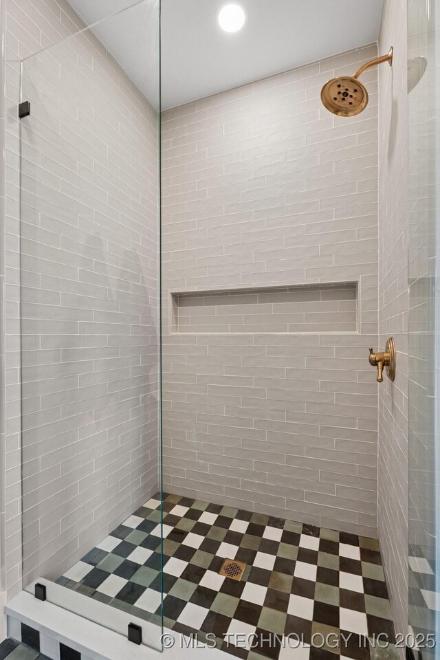52 Redbud St, Carlton Landing, OK 74432 - bathroom featuring a tile shower and recessed lighting