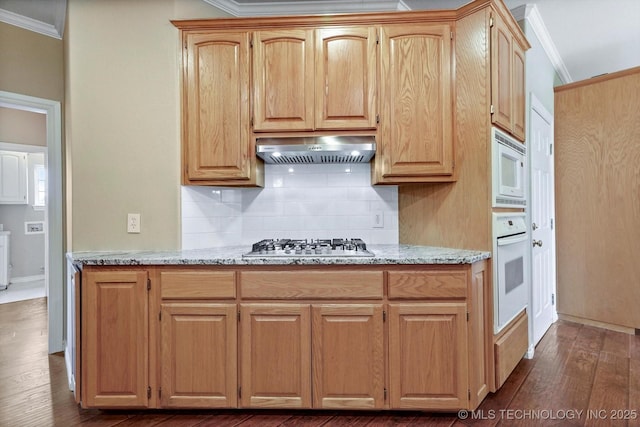 6007 E 76th Ct, Tulsa, OK 74136 - kitchen with range hood, white appliances, ornamental molding, dark wood-style floors, and tasteful backsplash