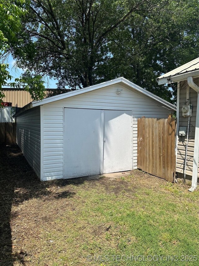 105 S B, Davis, OK 73030 - view of shed