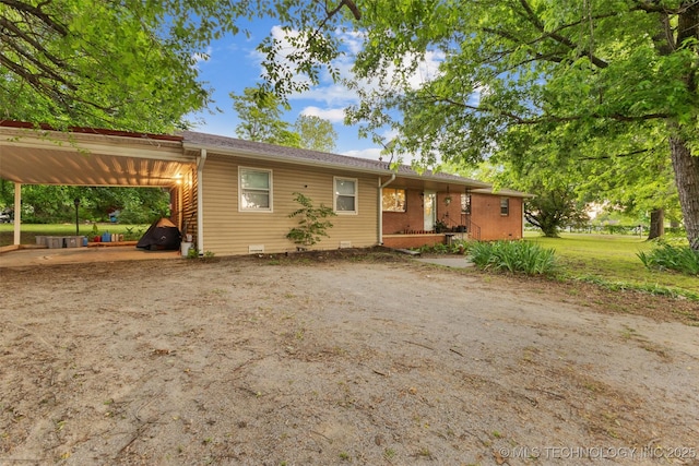 709 N Maple, Konawa, OK 74849 - single story home featuring a carport
