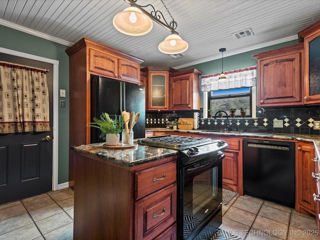 324 2019th Rd, Bartlesville, OK 74003 - kitchen with black appliances, a sink, decorative backsplash, pendant lighting, and crown molding