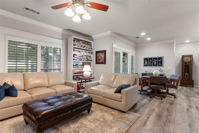 7724 S 83rd E Ave, Tulsa, OK 74133 - living area with light wood-type flooring, ceiling fan, crown molding, and recessed lighting