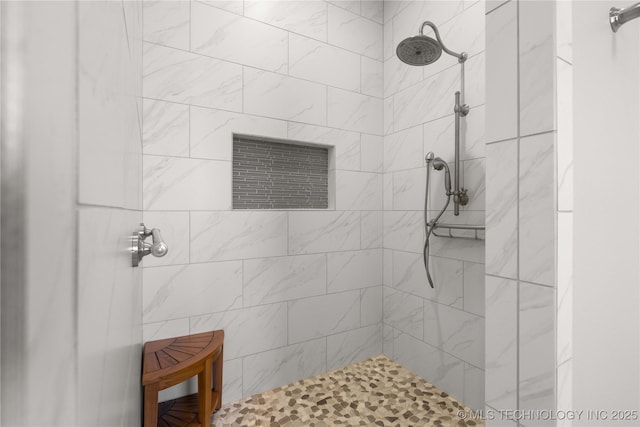 1580 Dawson Dr, Fort Gibson, OK 74434 - bathroom with tiled shower