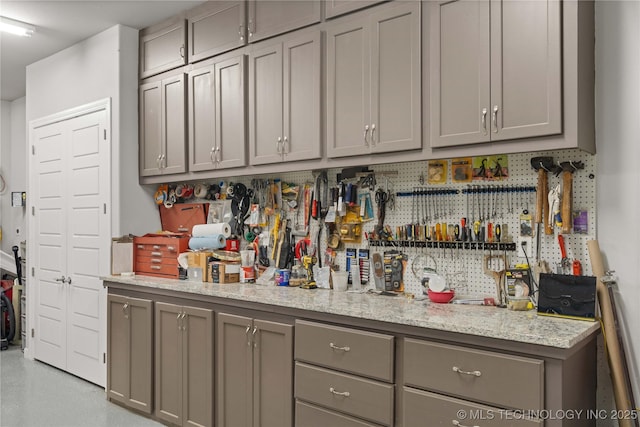 1580 Dawson Dr, Fort Gibson, OK 74434 - view of bar area