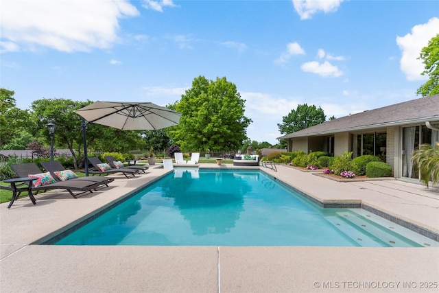 6232 S Jamestown Ave, Tulsa, OK 74136 - outdoor pool with a patio area