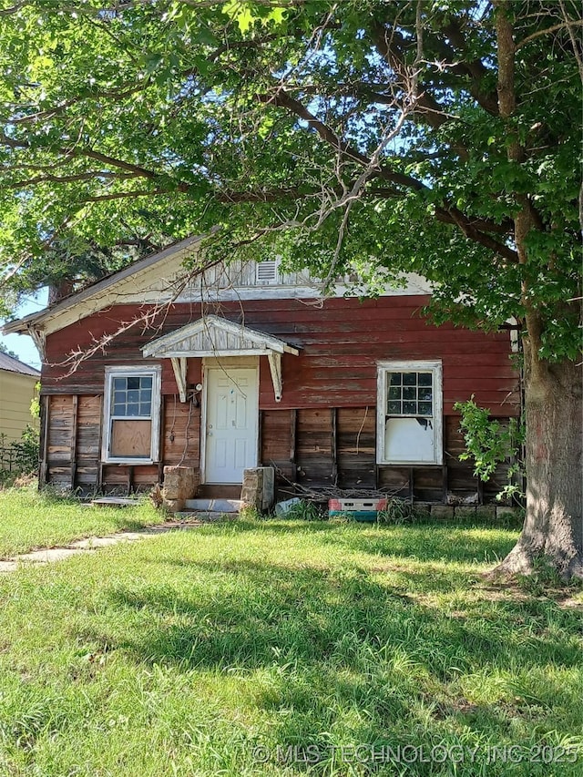 609 1st, Haileyville, OK 74547 - photo 1