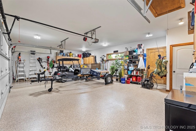 33268 Cardinal Dr, Afton, OK 74331 - garage with a garage door opener