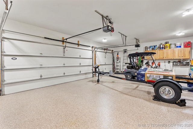 33268 Cardinal Dr, Afton, OK 74331 - garage with a garage door opener