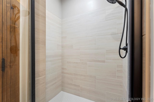 33268 Cardinal Dr, Afton, OK 74331 - full bathroom featuring a tile shower