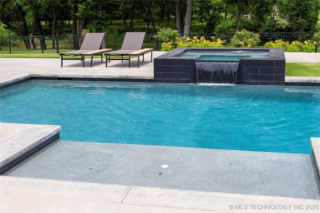 7408 E College St, Broken Arrow, OK 74014 - view of pool featuring an in-ground hot tub and a patio area