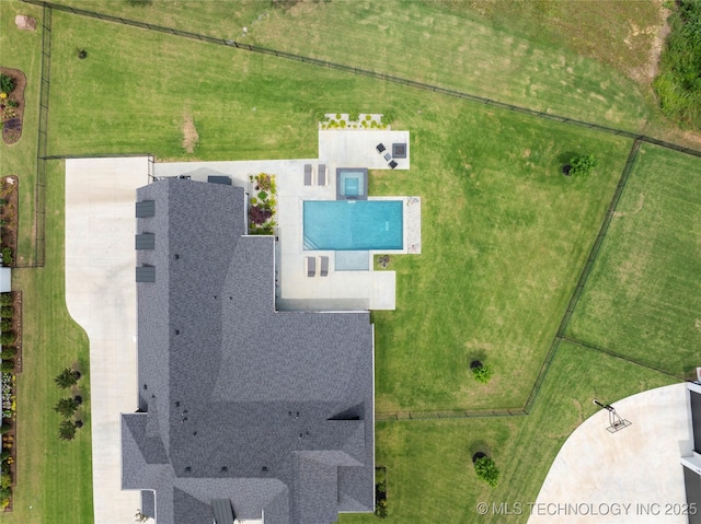 7408 E College St, Broken Arrow, OK 74014 - drone / aerial view of a pool