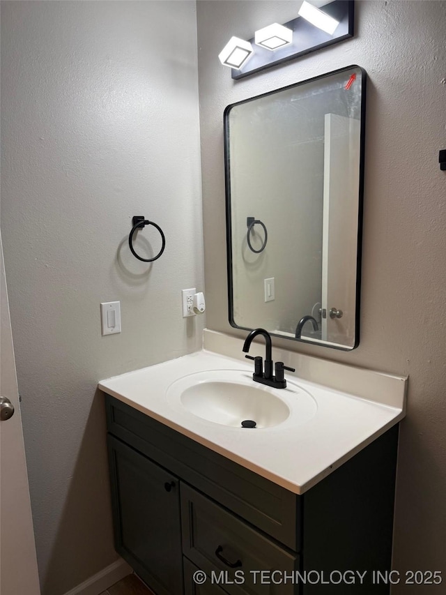 2800 E Seattle St, Broken Arrow, OK 74014 - bathroom with vanity
