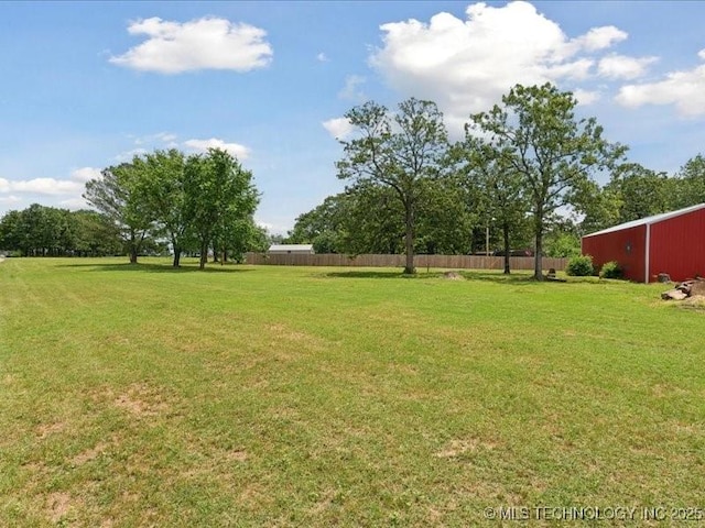 25301 E 330th Rd, Chelsea, OK 74016 - view of yard with an outbuilding