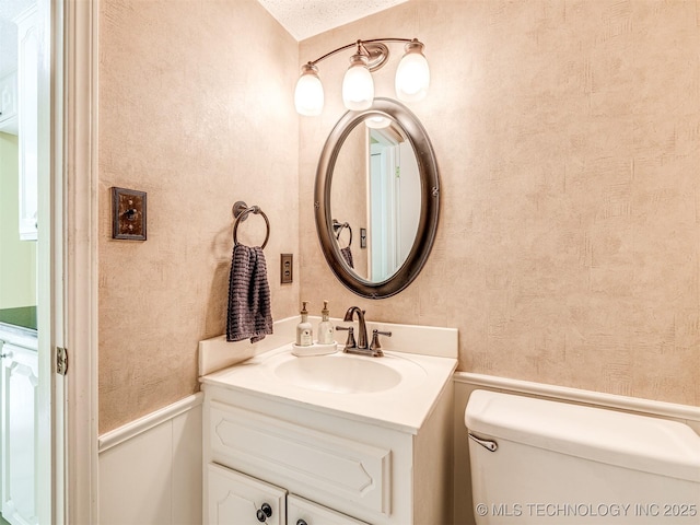 406 Sequoyah Trl, Norman, OK 73071 - bathroom with vanity and toilet
