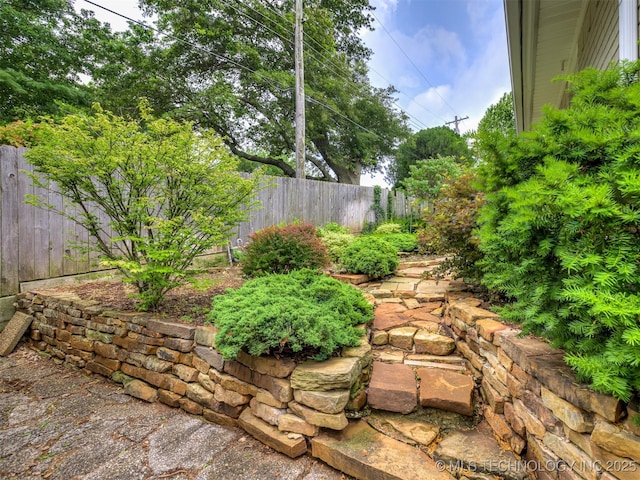406 Sequoyah Trl, Norman, OK 73071 - view of fenced backyard