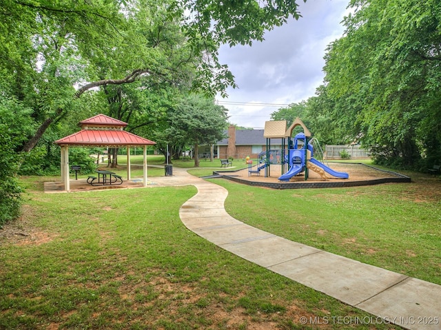 406 Sequoyah Trl, Norman, OK 73071 - community jungle gym with a gazebo and a lawn