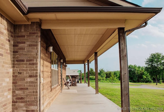 17 Zachary Taylor, Durant, OK 74701 - covered porch with a yard