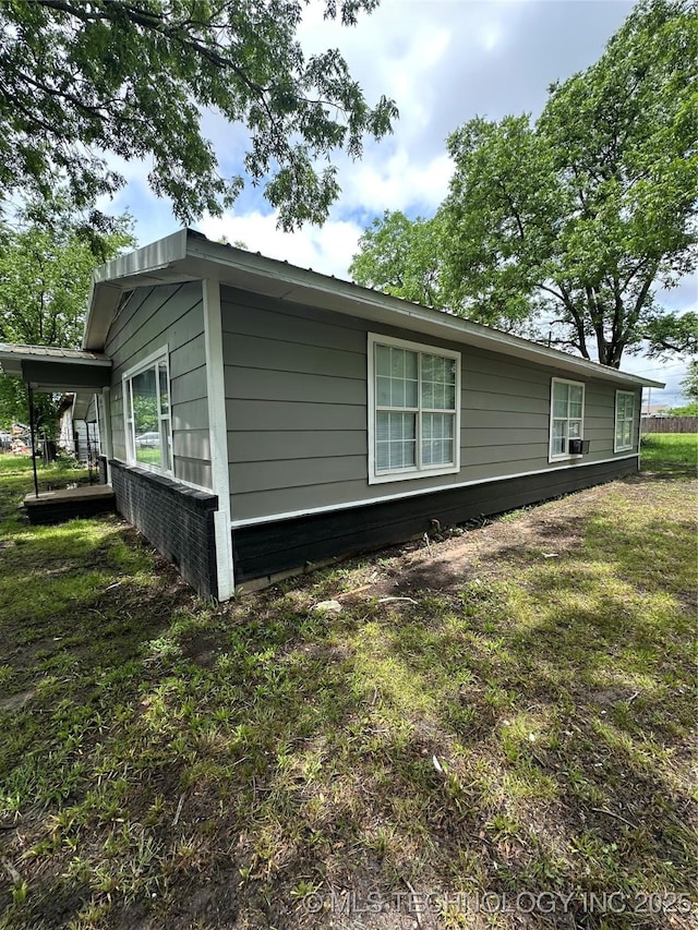 420 W State, Stratford, OK 74872 - view of side of property with a lawn