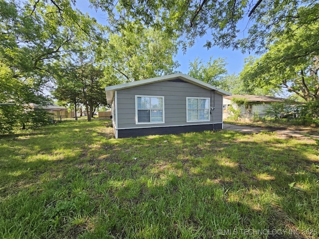 420 W State, Stratford, OK 74872 - view of side of property