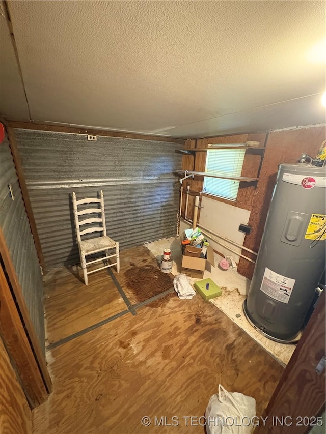 4272 Honey Creek Dr, Davis, OK 73030 - utilities featuring electric water heater
