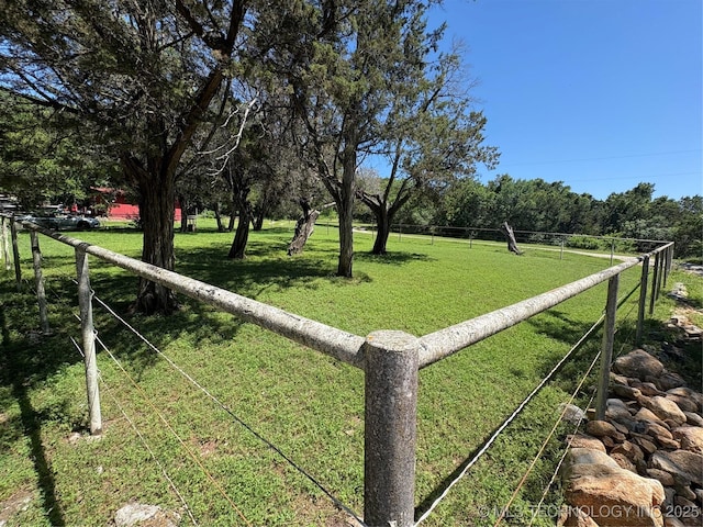 4272 Honey Creek Dr, Davis, OK 73030 - view of yard