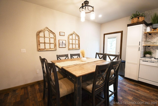 35870 S Talon Dr, Cookson, OK 74427 - dining room with dark wood-type flooring, a chandelier, baseboards, and recessed lighting