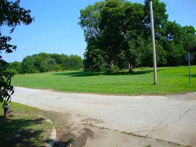 Delaware St, Okmulgee, OK 74447