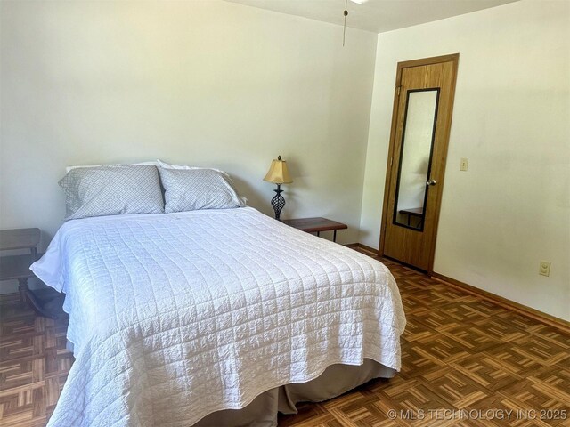 3293 W Southern Ave, Hulbert, OK 74441 - bedroom with baseboards