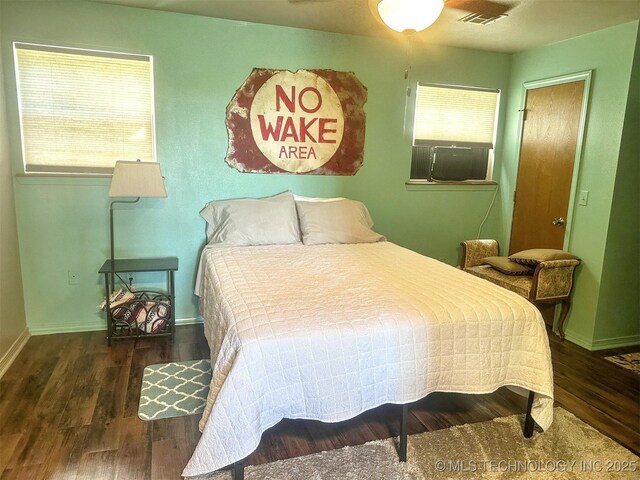 3293 W Southern Ave, Hulbert, OK 74441 - bedroom featuring wood finished floors and baseboards