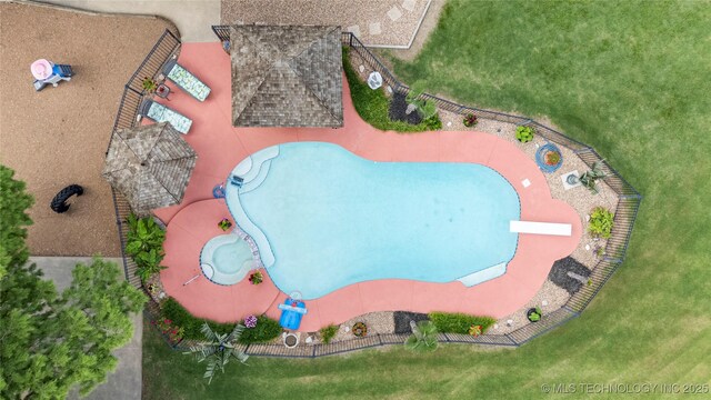 1732 N Little, Cushing, OK 74023 - bird's eye view of a pool