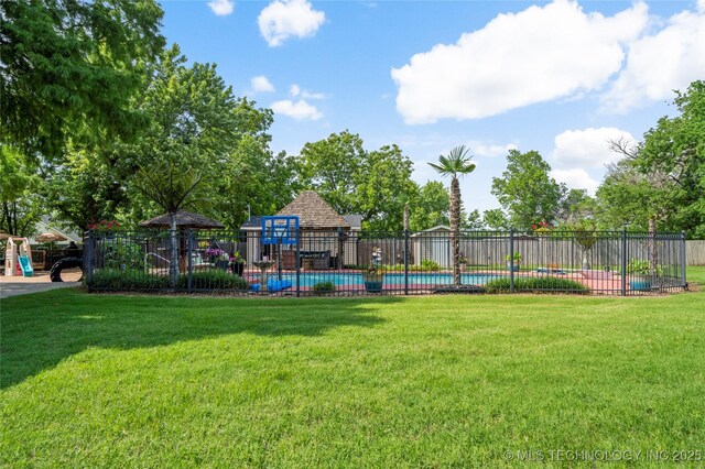 1732 N Little, Cushing, OK 74023 - view of yard with a community pool
