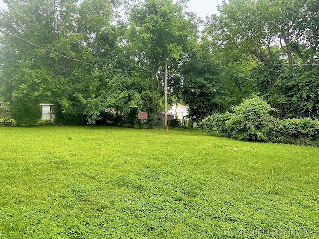 419 Minor St, Tahlequah, OK 74464 - view of grassy yard