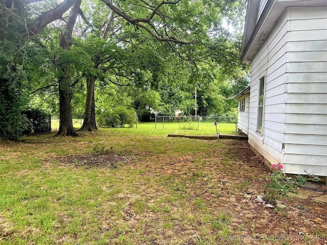 419 Minor St, Tahlequah, OK 74464 - view of yard