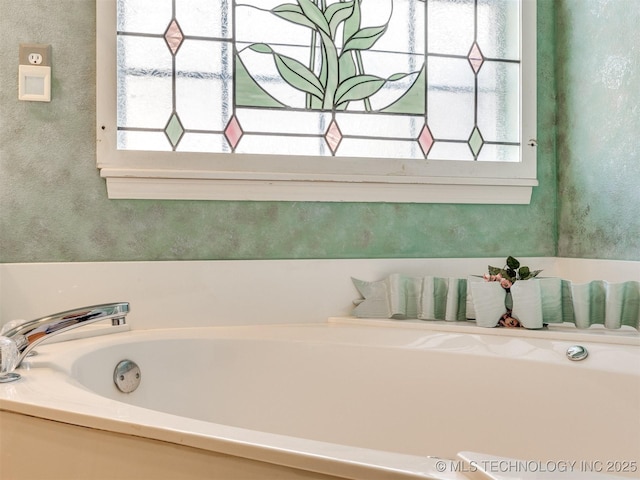 4708 W Indianola St, Broken Arrow, OK 74012 - full bathroom featuring a jetted tub