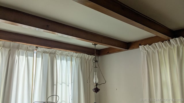 6844 Yonkipin Dr, Claremore, OK 74019 - detailed view of beamed ceiling