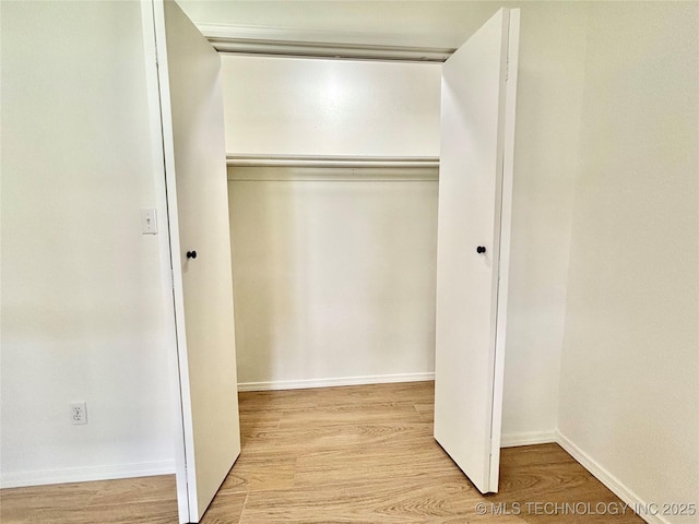 1903 Swan Ln, Mcalester, OK 74501 - view of closet