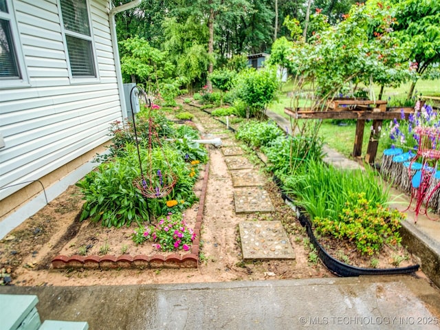 5404 Ranch Rd, Kingston, OK 73439 - view of yard