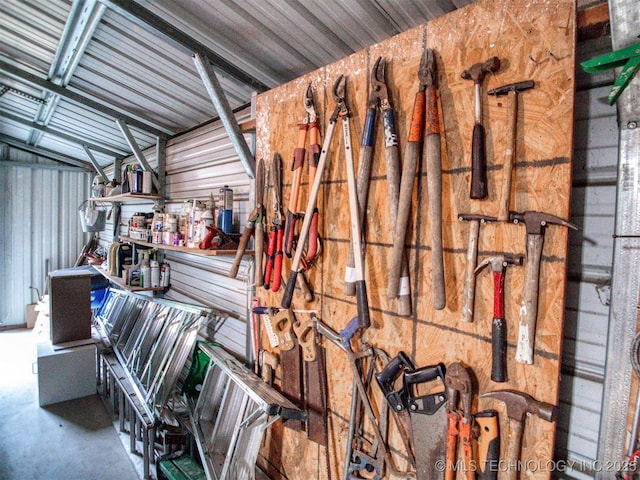 5404 Ranch Rd, Kingston, OK 73439 - view of garage