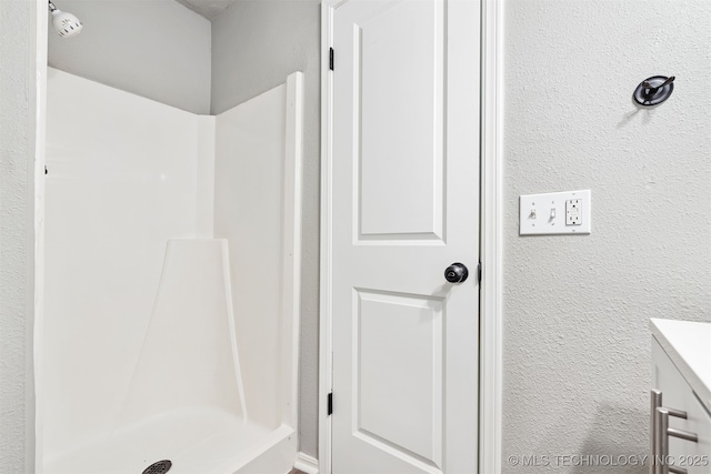 202 NE B St NE, Inola, OK 74036 - full bathroom featuring vanity and a shower