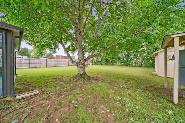 2910 S Main St, Sapulpa, OK 74066 - view of yard