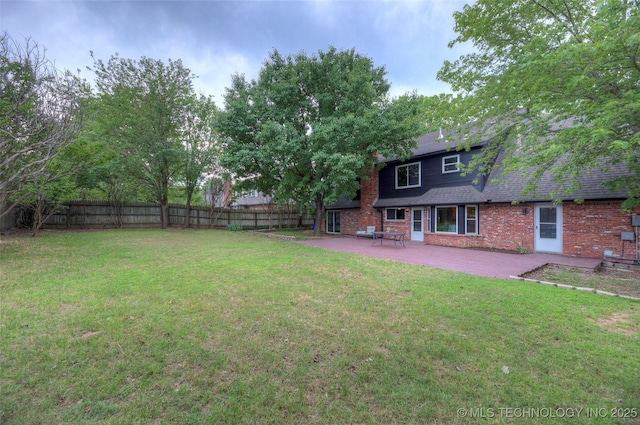 8221 S 74th E Ave, Tulsa, OK 74133 - view of yard featuring a patio area