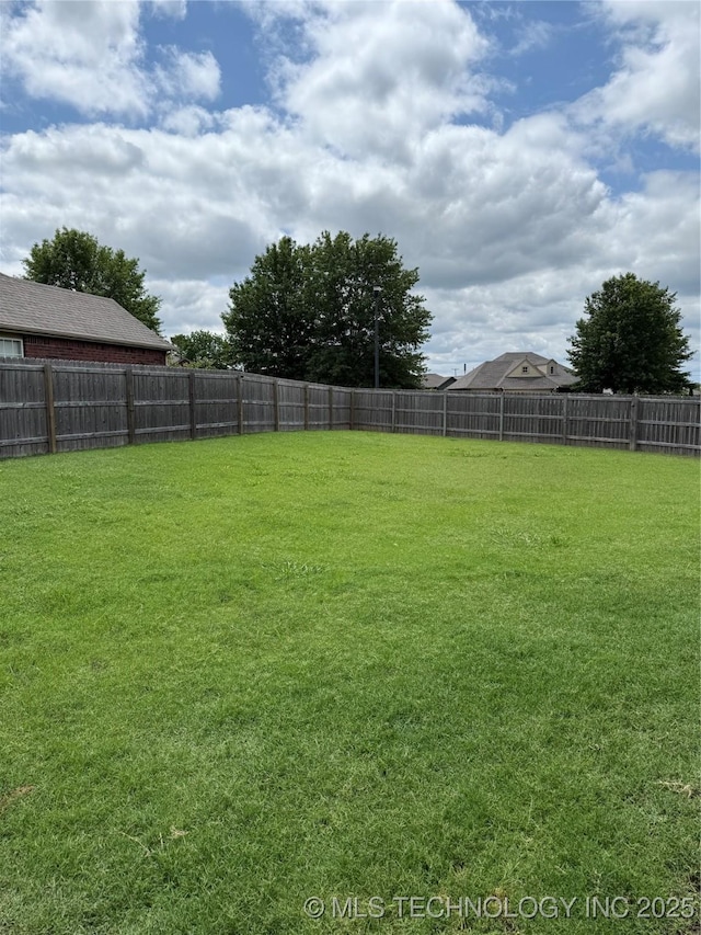 9701 N 98th E Ave, Owasso, OK 74055 - view of yard