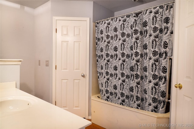 4605 Skylane Dr, Sand Springs, OK 74063 - bathroom with vanity and shower / tub combo with curtain