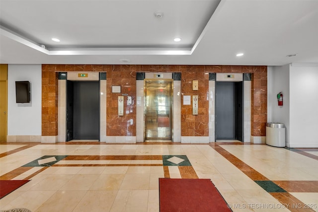 410 W 7th St Unit 1122, Tulsa, OK 74119 - common area with recessed lighting