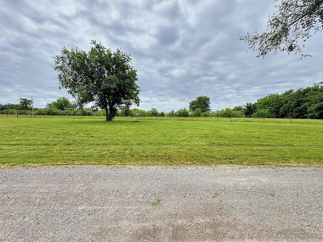 15588 N Sunset Valley Rd, Hulbert, OK 74441 - view of green lawn featuring a view of countryside